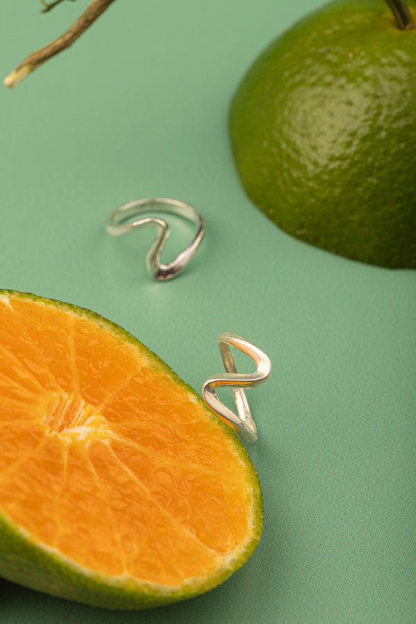 Eternal Flow RinMinimalist jewelry ring inspired by nature’s flowg - Argente Jewelry